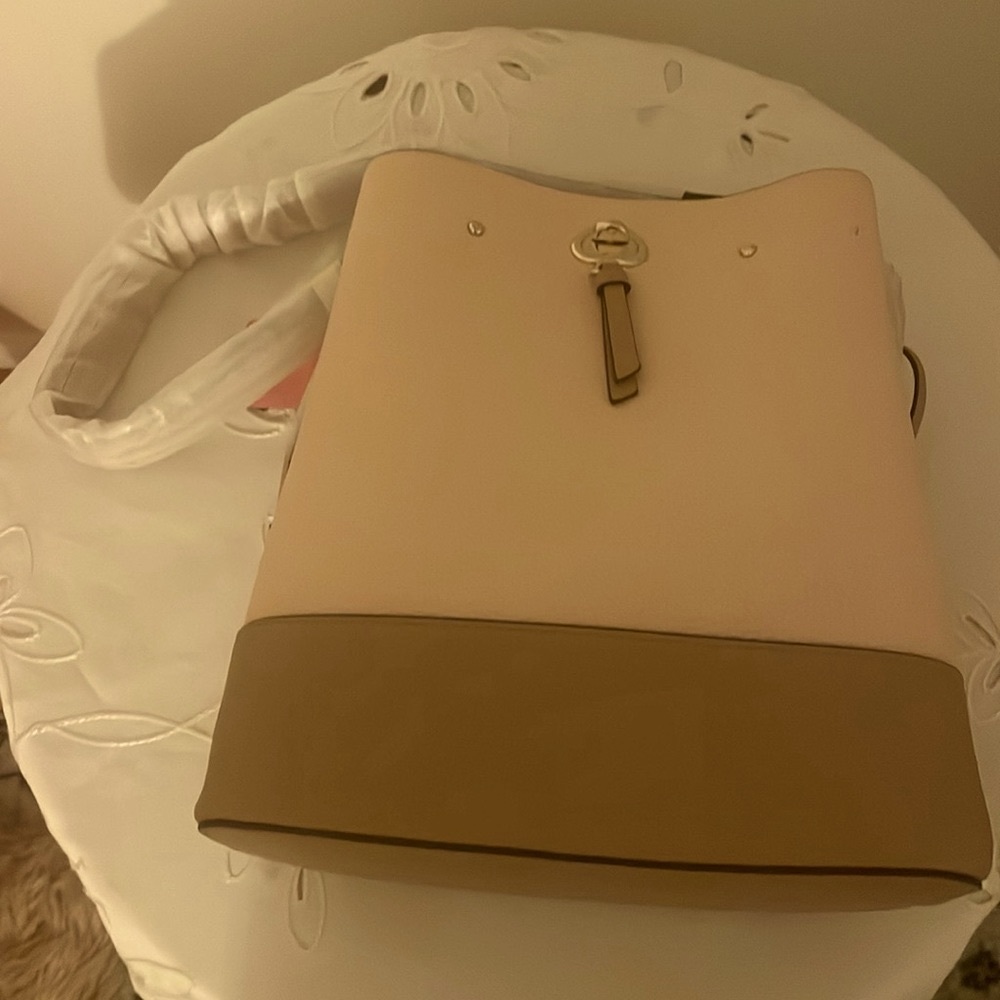 New With Tags - Kate Spade, Large leather soft pink,bucket bag